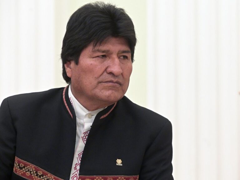 Asamblea de la alteñidad declara persona no grata a Evo Morales