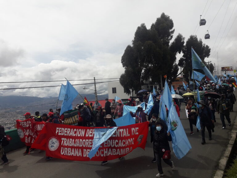Maestros anuncian huelgas de hambre y suspensión de clases