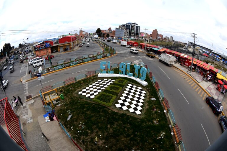 El Alto cumple 38 años de vida con varias actividades oficiales
