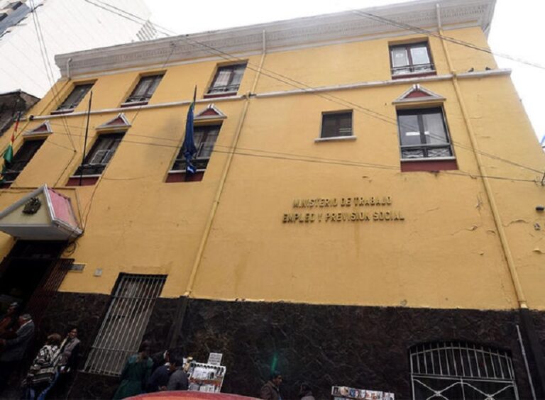 Suspenden en todo el país horario continuo desde el lunes 6 de marzo