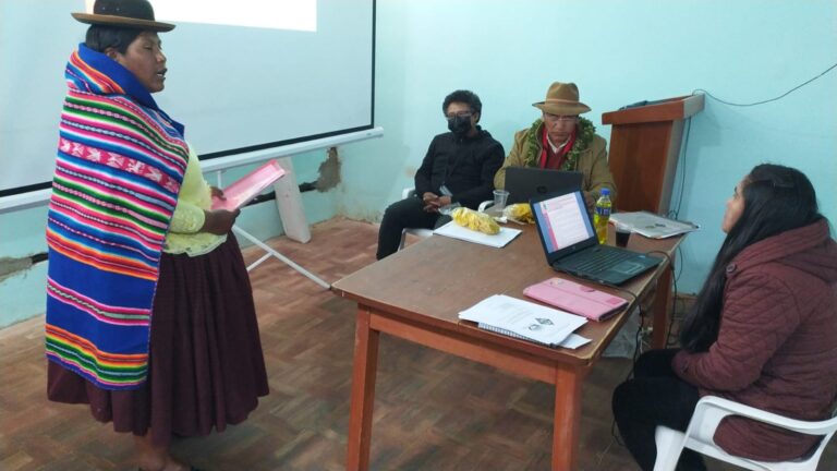 Para su titulación en gestión pública ———————————————— Alcaldes y concejales indígenas realizan defensa de sus investigaciones