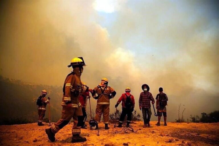 Al menos 46 personas murieron por incendios forestales en Chile