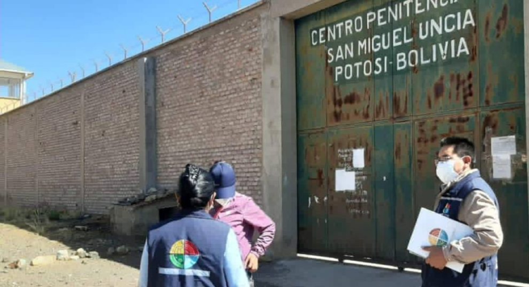 Siete reos que fugaron de cárcel de Uncia ya fueron recapturados